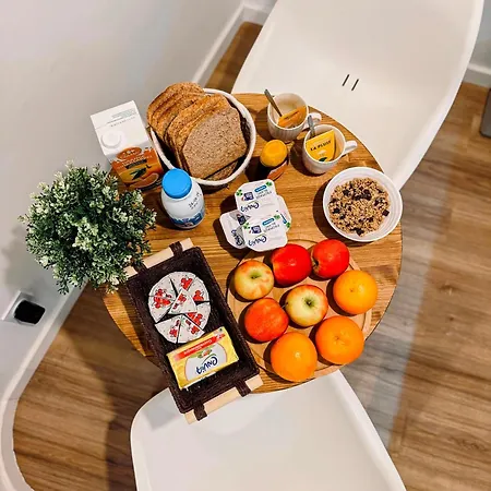 Sunshine Getaway - Stylish In The Heart Of Apartamento Nice